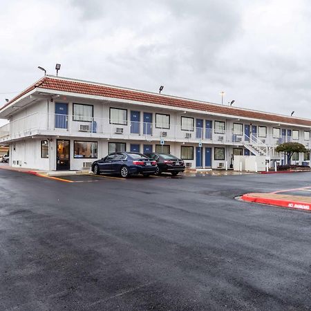 Motel 6-North Richland Hills, Tx Eksteriør bilde