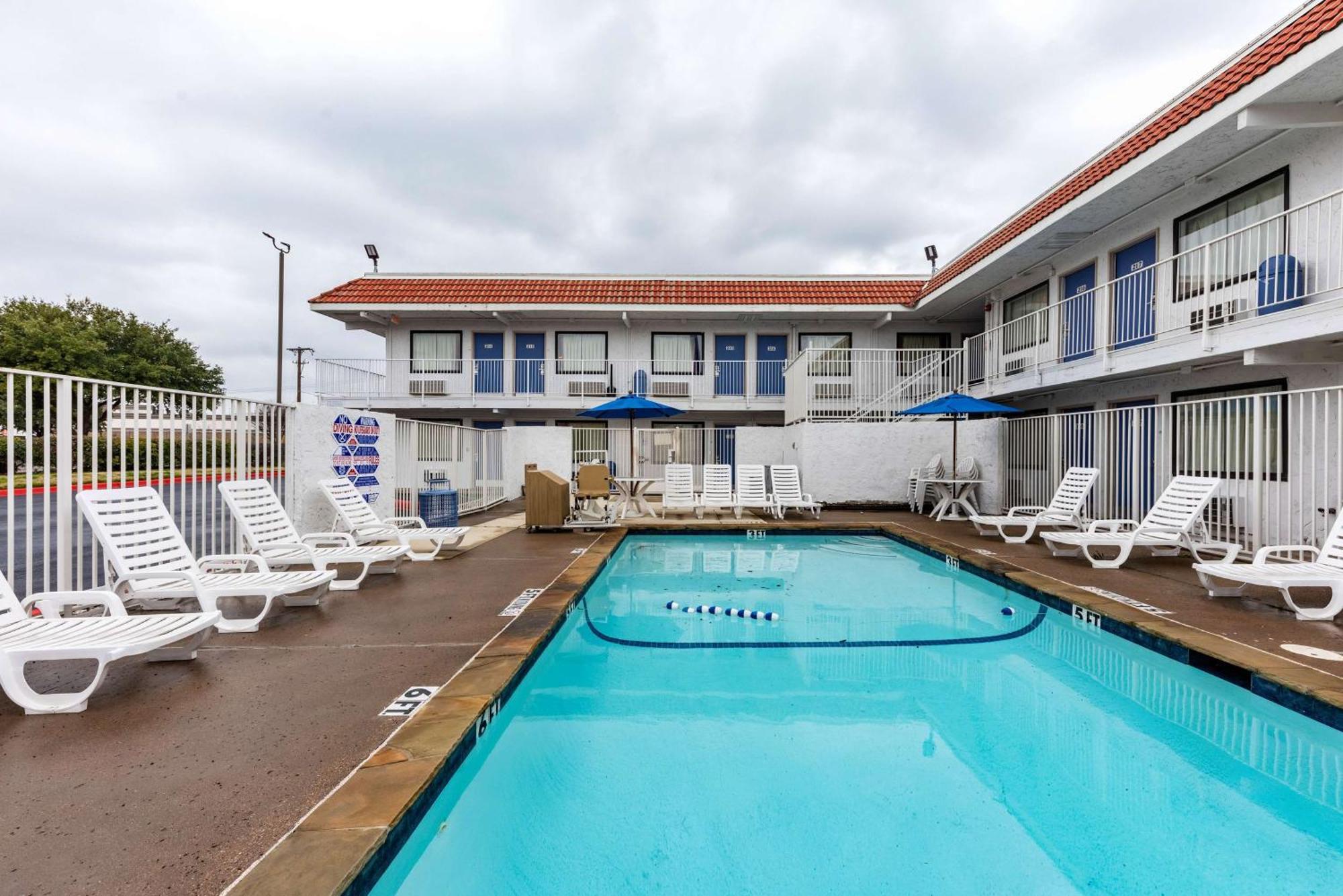 Motel 6-North Richland Hills, Tx Eksteriør bilde