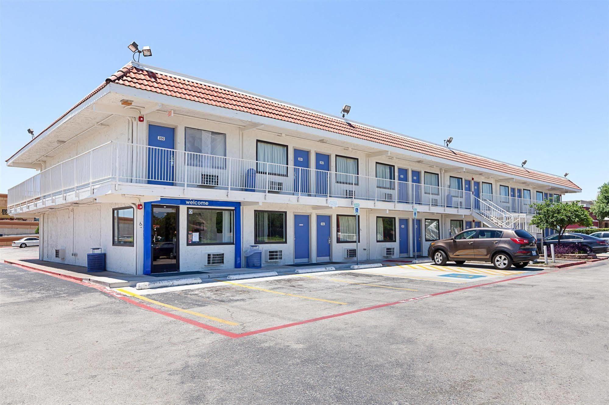 Motel 6-North Richland Hills, Tx Eksteriør bilde