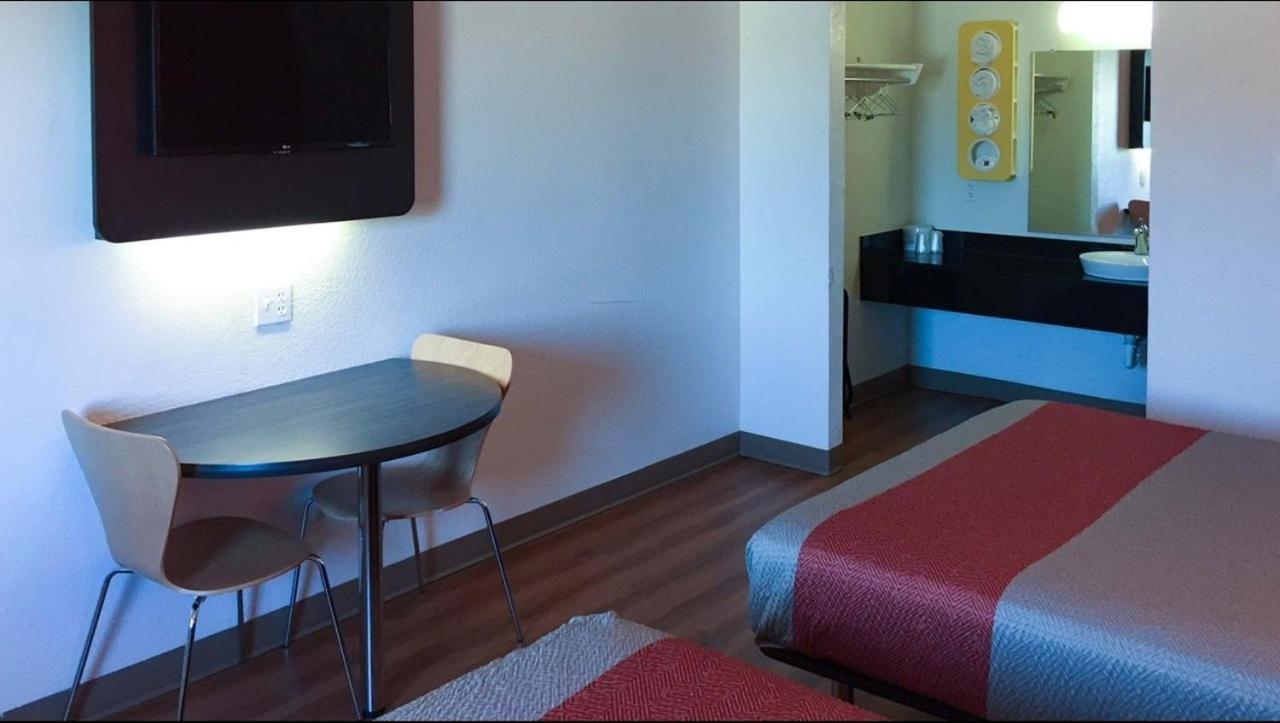 Motel 6-North Richland Hills, Tx Eksteriør bilde